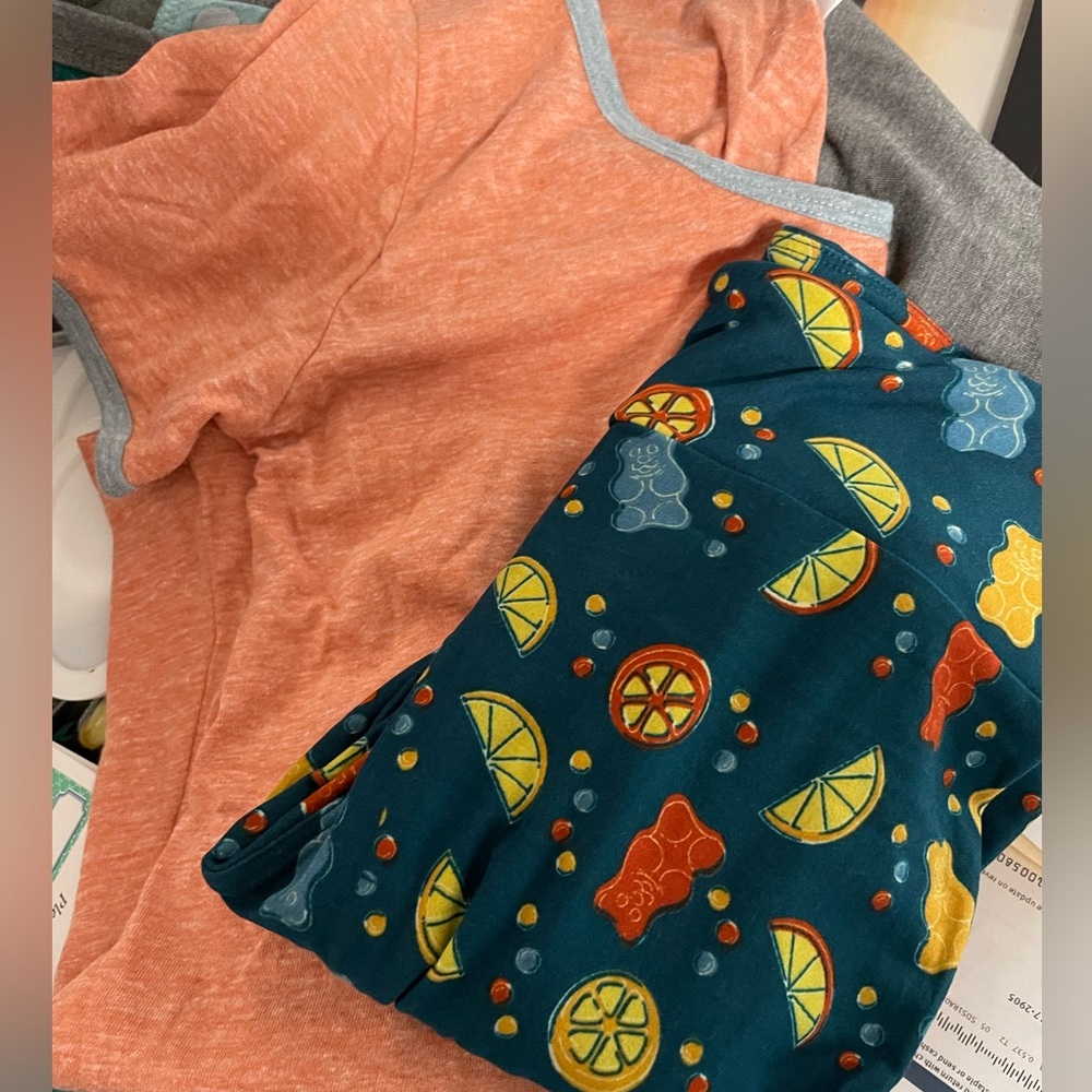 Lularoe gummy bear candy leggings OS nwot teal